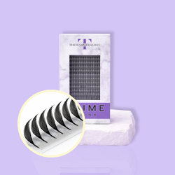 Anime-inspired feather lashes