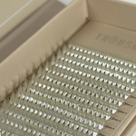 Colorful tinsel lashes for anime look