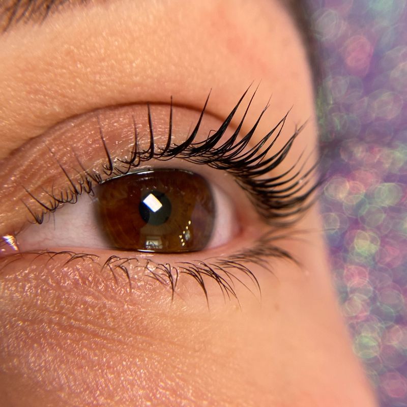 Korean lash lift technique