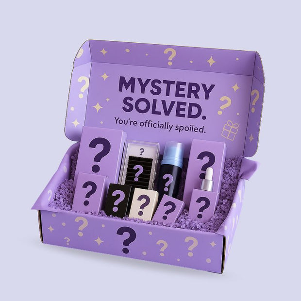 Lash artist mystery box