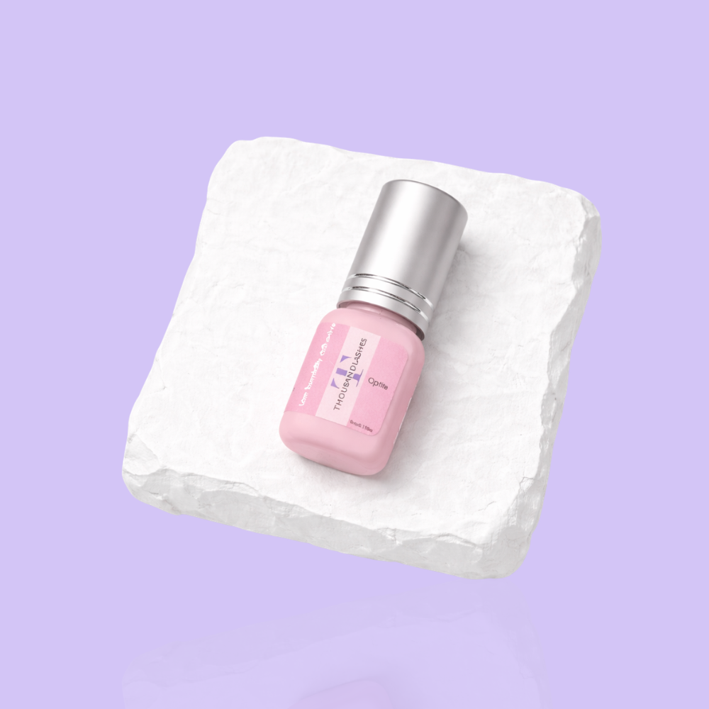 Lash glue for dry environments