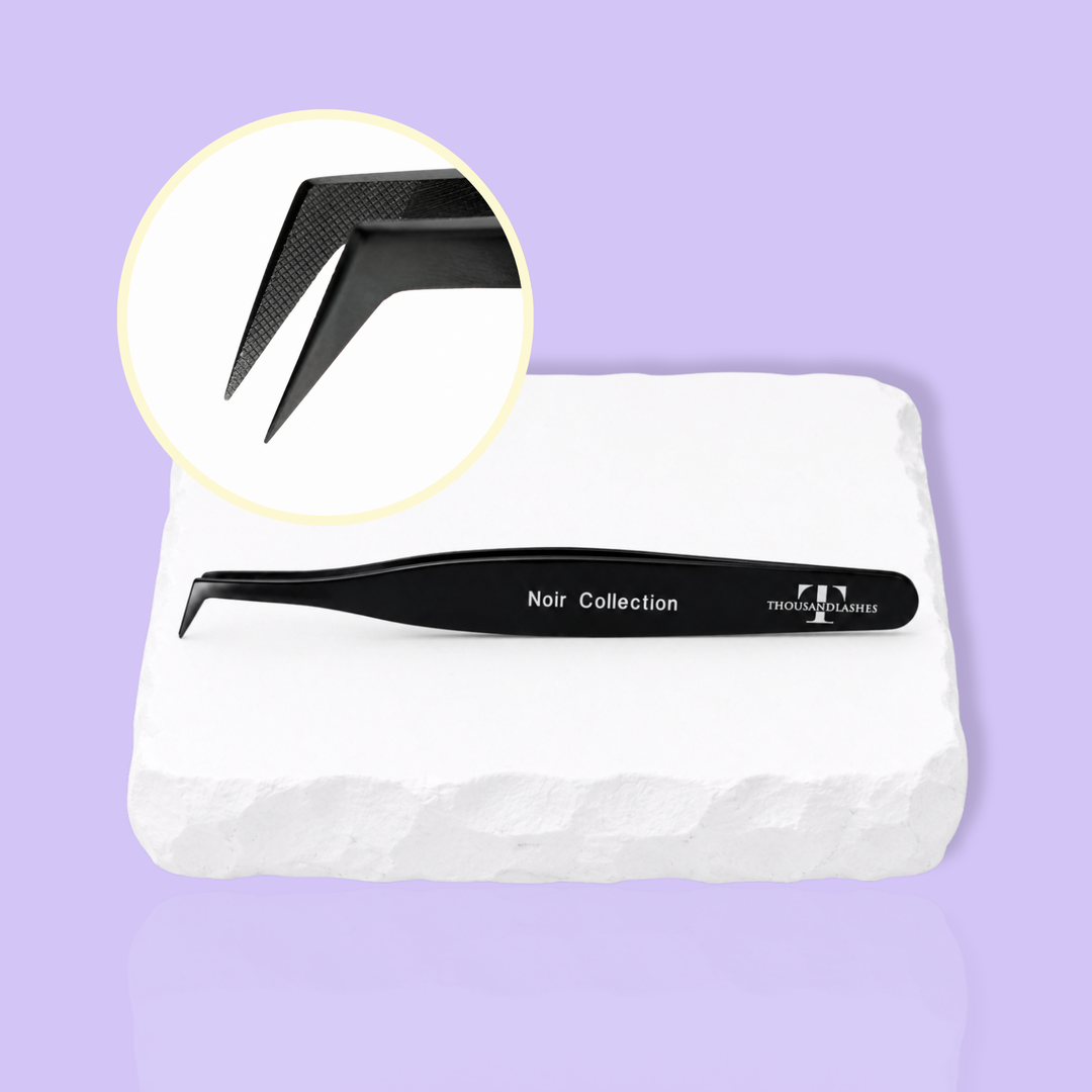 Chloe Tweezers | THOUSANDLASHES