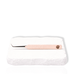 Sea Shell Isolation Tweezer