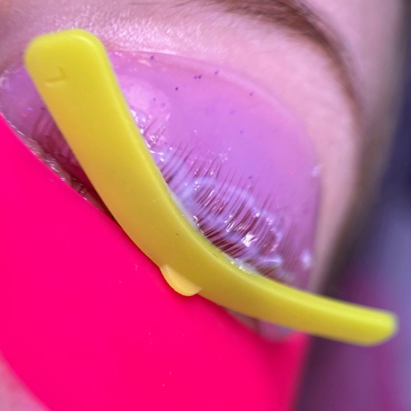 Semi-Permanent Lashes