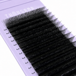Single-length Clover lashes