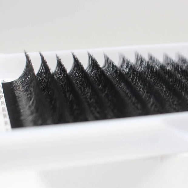 0.05 W VOLUME LASHES SINGLE LENGTH