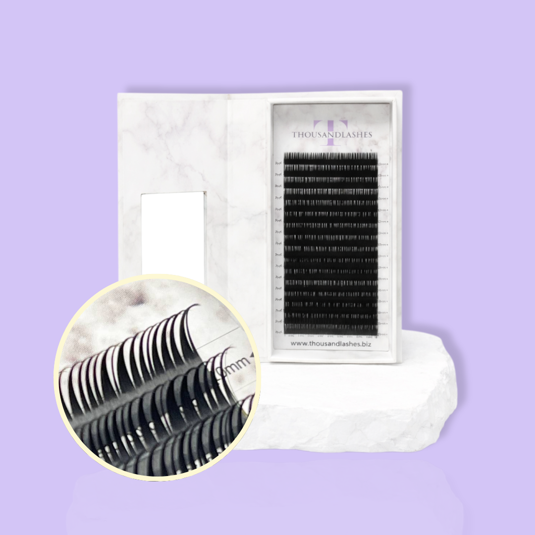 Wet Look Volume Lash Extensions