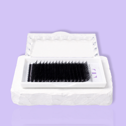 YY volume lashes