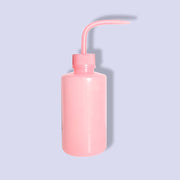 SQUEEZE BOTTLE WITH NARROW NOZZLE